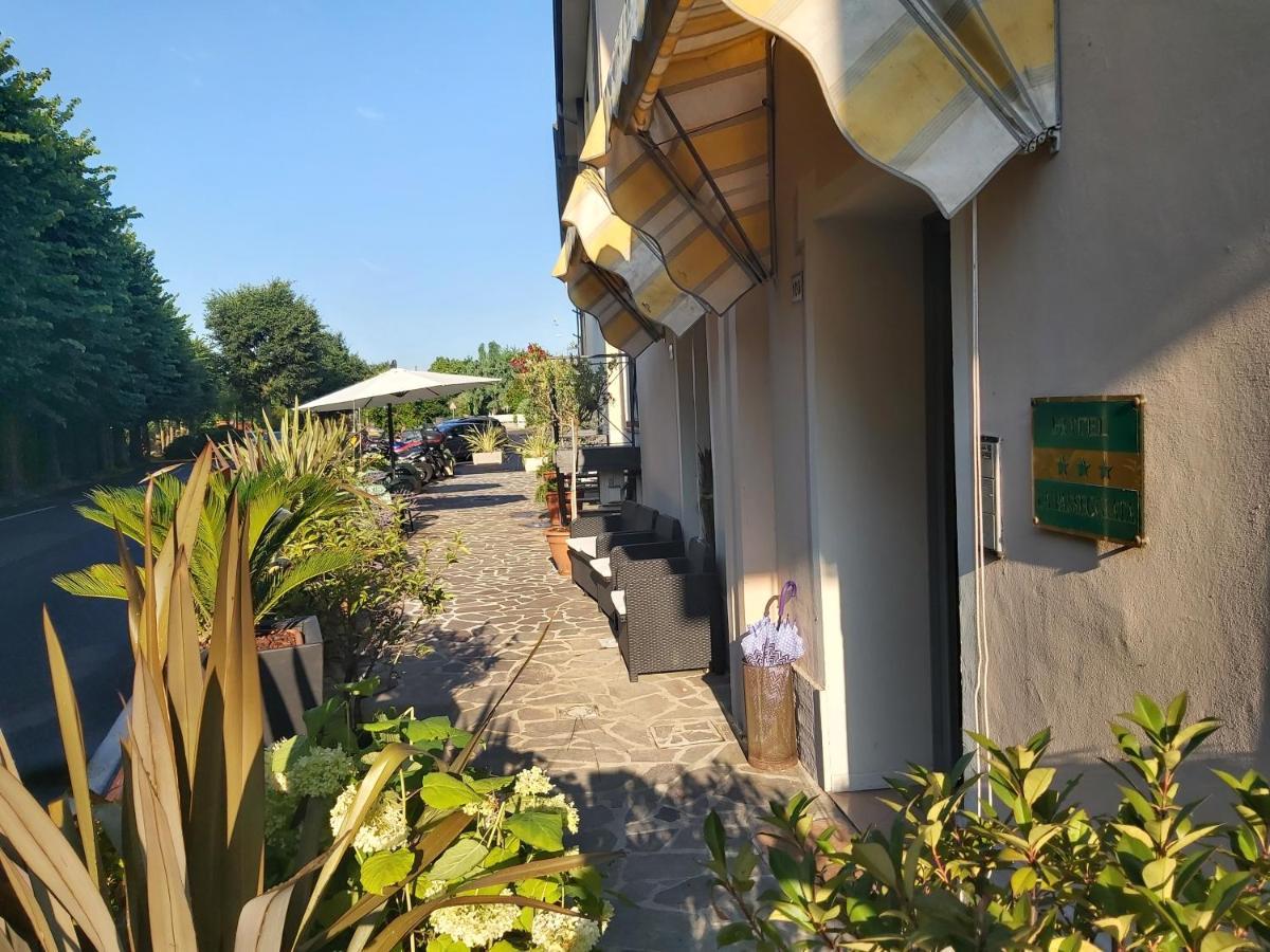 拉帕西加塔酒店 代森扎诺-德尔加达 外观 照片