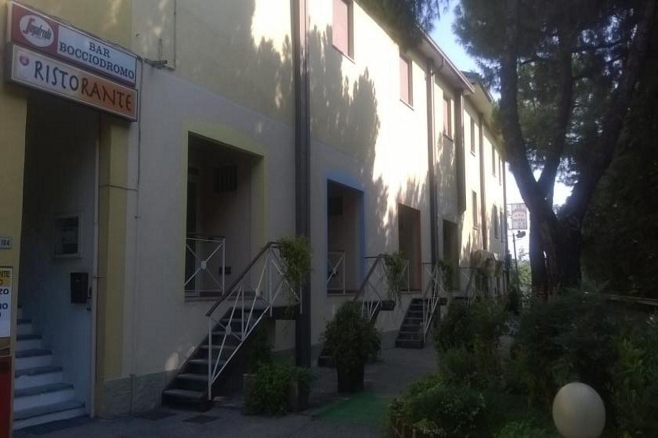 拉帕西加塔酒店 代森扎诺-德尔加达 外观 照片